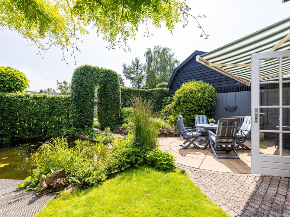 Garden [summer]