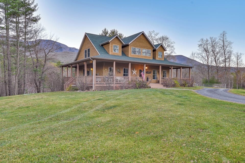 Round Top Vacation Rental | 4BR | 2BA | 3,024 Sq Ft | Stairs Required to Access