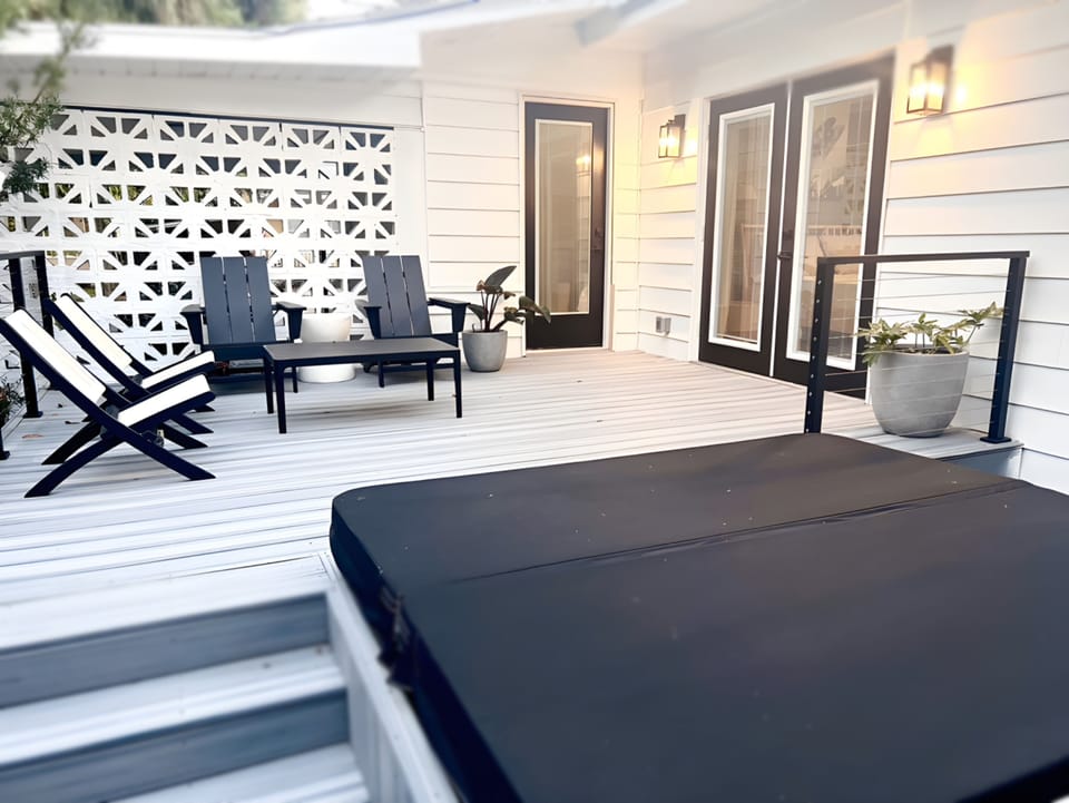 Large private deck with jacuzzi & outdoor shower
