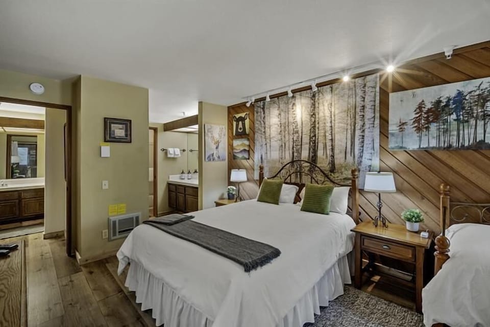 Sleeping in the trees, beautifully done bedroom.