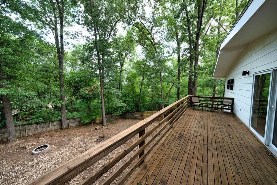 Large Fenced in Yard