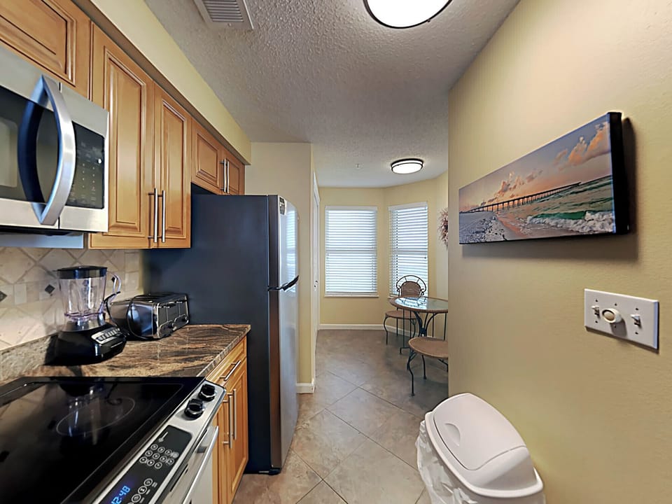 Kitchen and Breakfast Nook