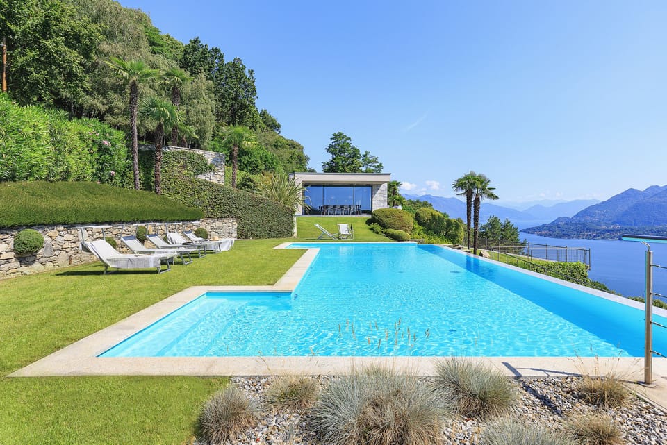 Villa Falcone - Magognino (Stresa), Lake Maggiore - NORTHITALY VILLAS vacation 