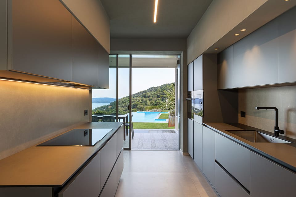 Villa Falcone - Magognino (Stresa), Lake Maggiore - NORTHITALY VILLAS vacation 