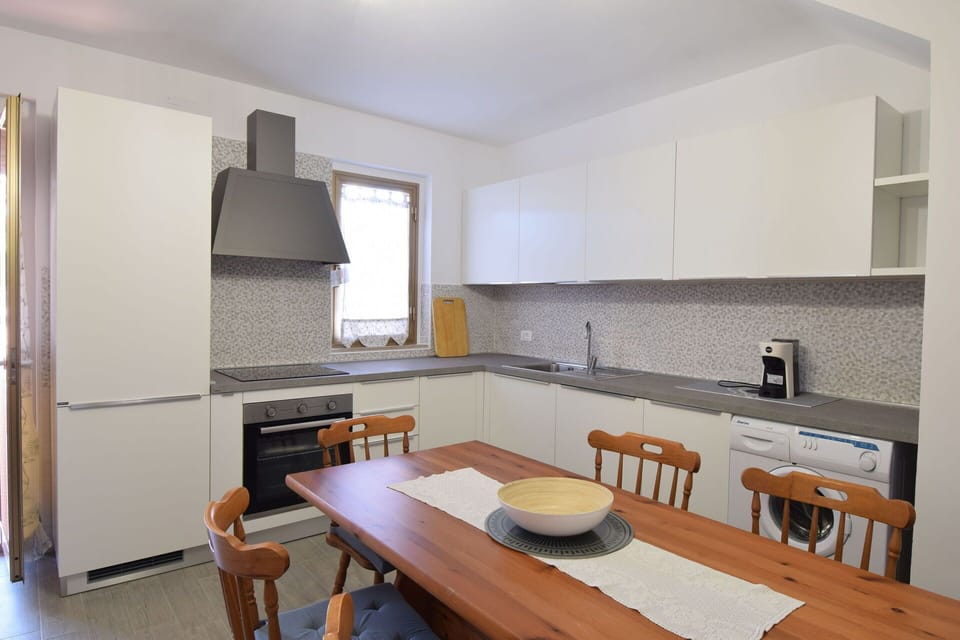 Autumn, Kitchen, Spring, Summer, Winter