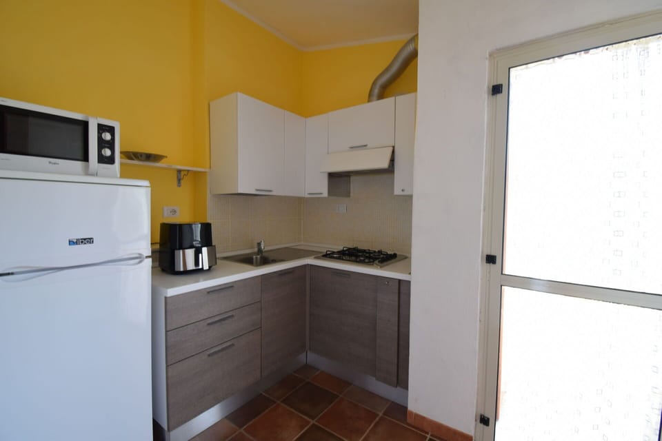 Autumn, Kitchen, Spring, Summer, Winter