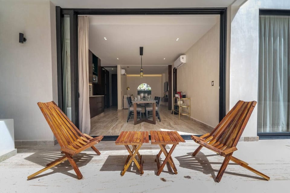 Personal terrace and plunge pool