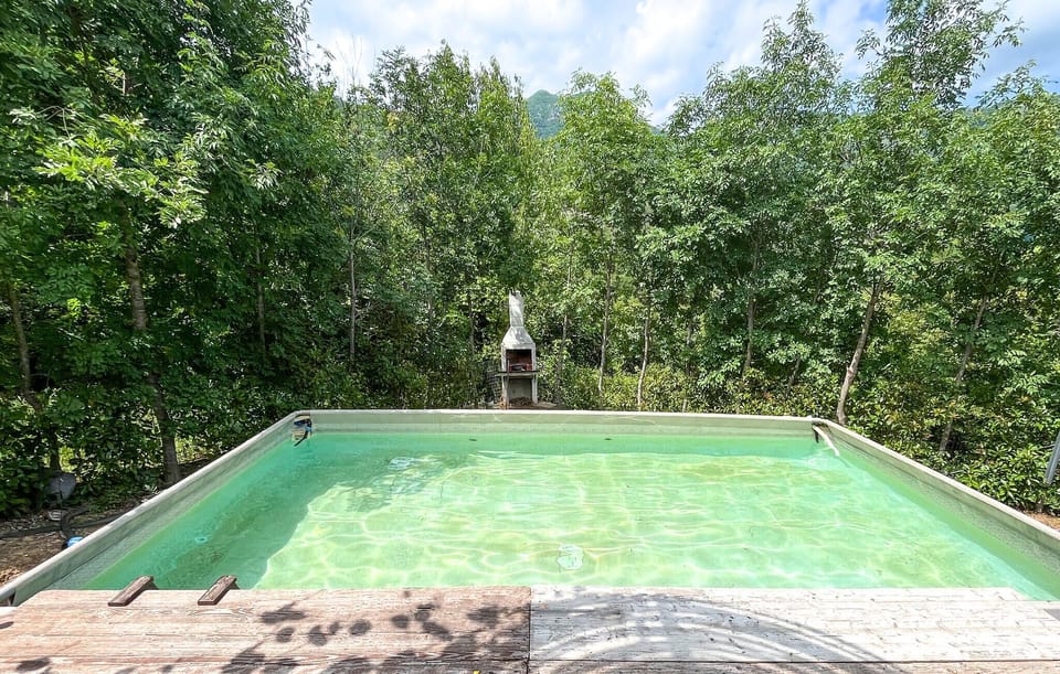 pool