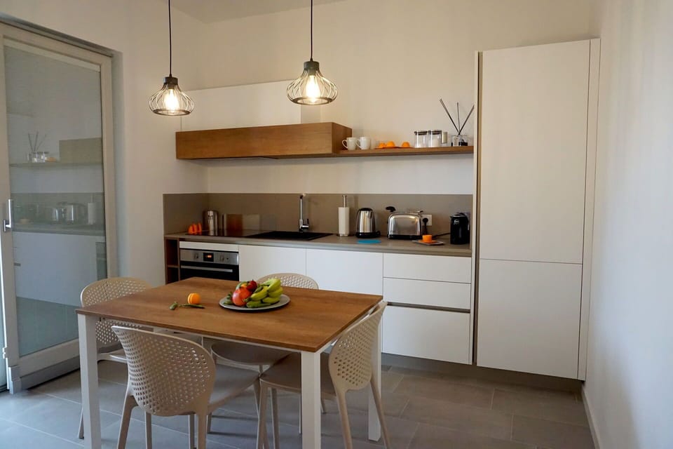 Autumn, Kitchen, Spring, Summer
