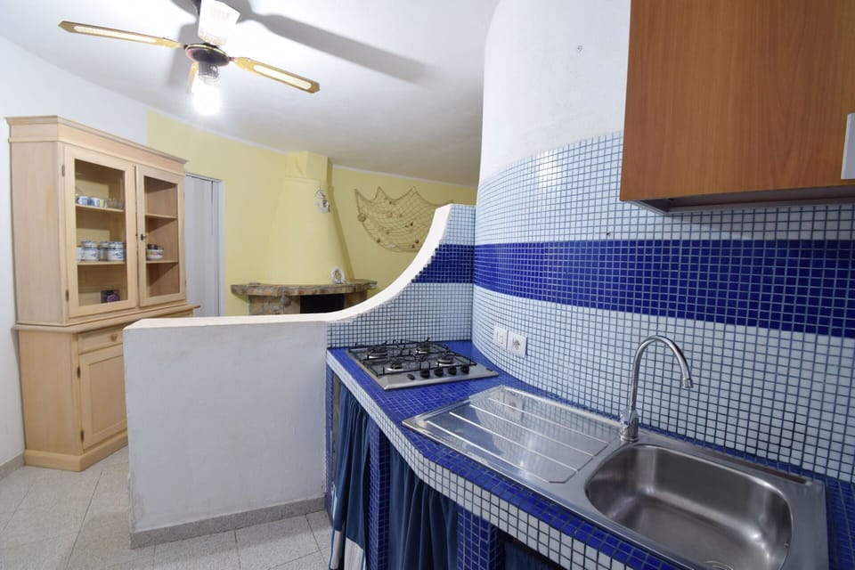 Autumn, Kitchen, Spring, Summer