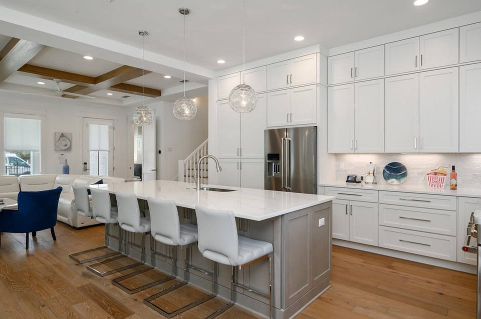 Lillie's Luxury Lighthouse - Dune Allen Beach - First Floor - Kitchen Area