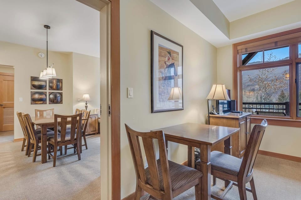 17_84_CARRIAGE_WAY_CP3205017