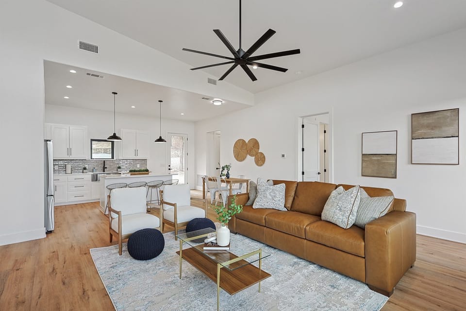 Open Concept- Perfect for everyone to be in the same room