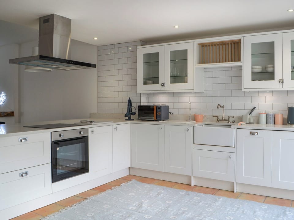 Kitchen | The Parade - Rowan Properties, Bridlington