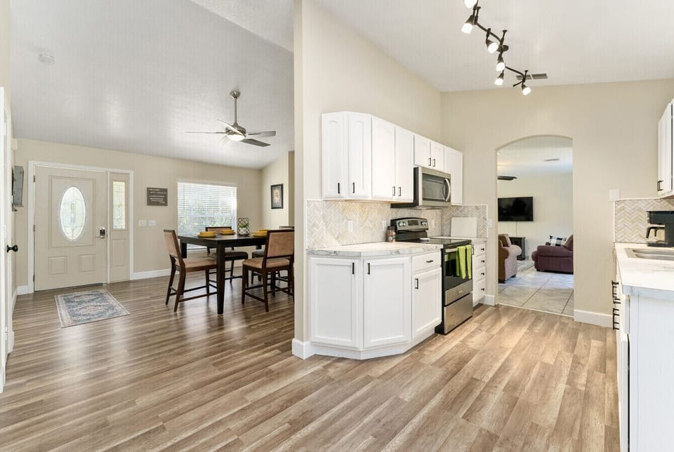 Kitchen | Dining Area | Designer Lighting