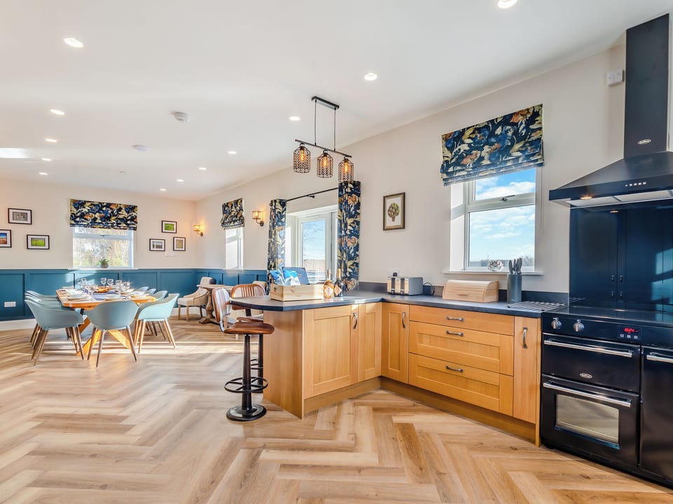 Kitchen/diner | The Farm House - Honies Farm Barns, East Stoke, near Newark
