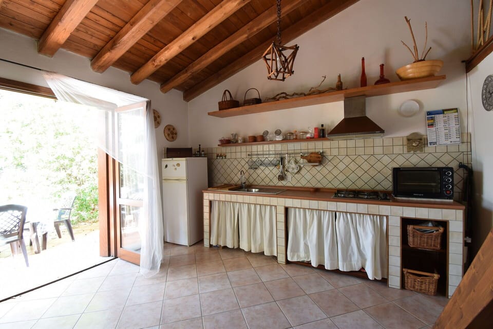 Autumn, Kitchen, Spring, Summer, Winter