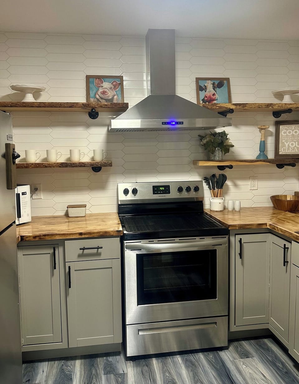 Full Kitchen