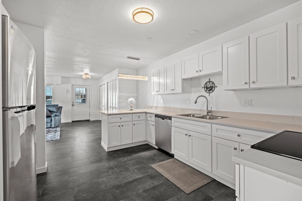 Large beautiful kitchen