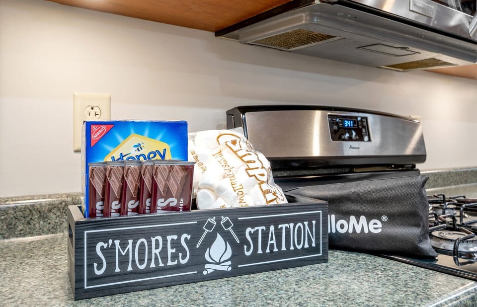 End the night with sweet treats from the stocked s’mores station, perfect for cozy group evenings by the firepit.