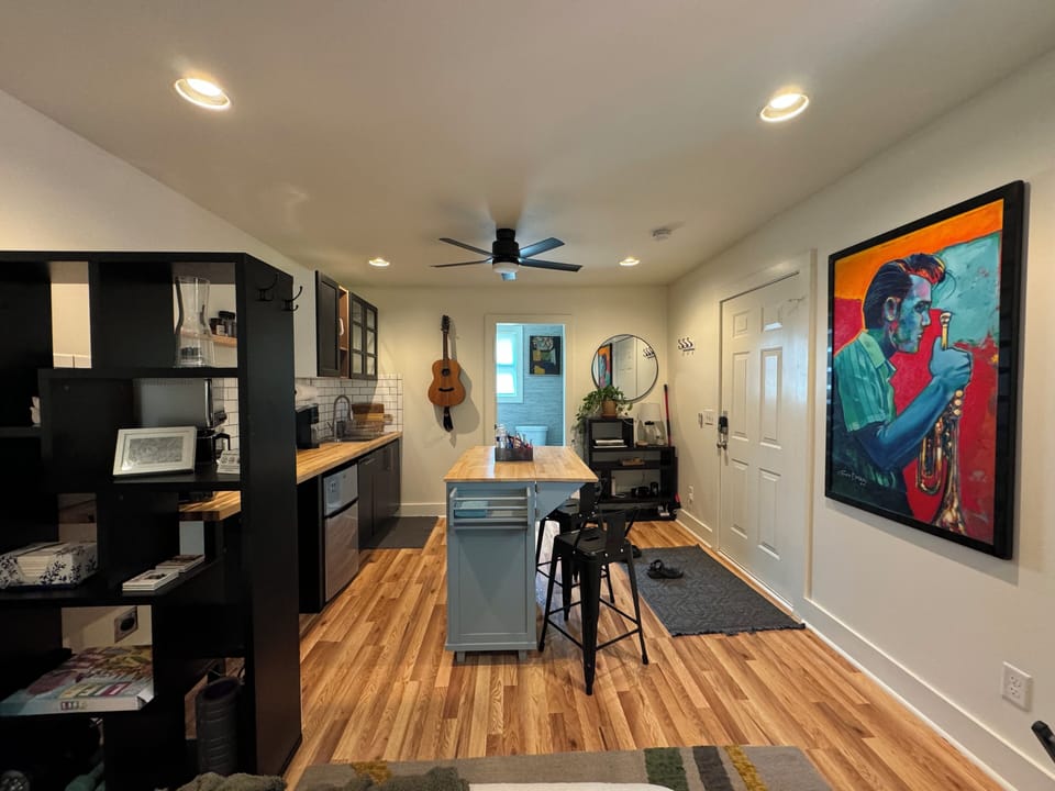 Guesthouse has a kitchenette. Complete with air fryer, microwave, and cooktop.