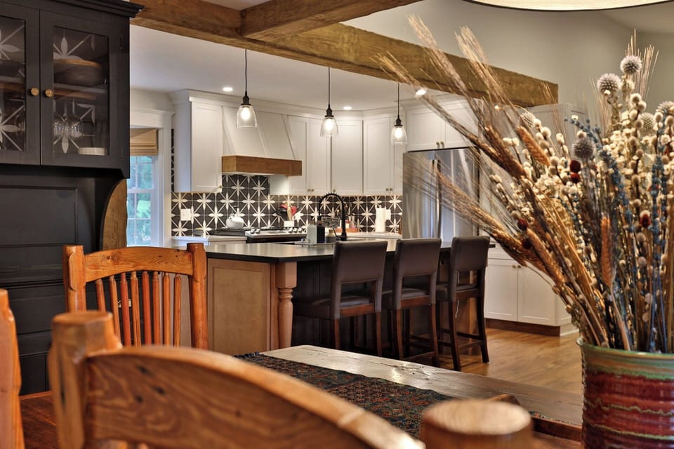 Plenty of dining seating at this comfortable Rutland retreat. And a fully-equipped kitchen awaits your chef-worthy creations.