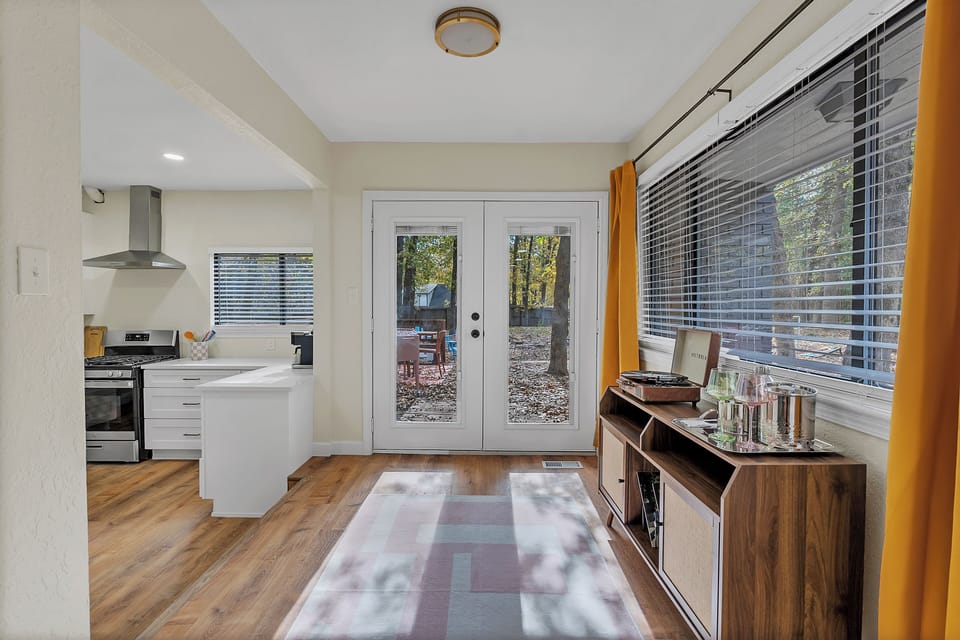 Beverage cart with turn table in the kitchen