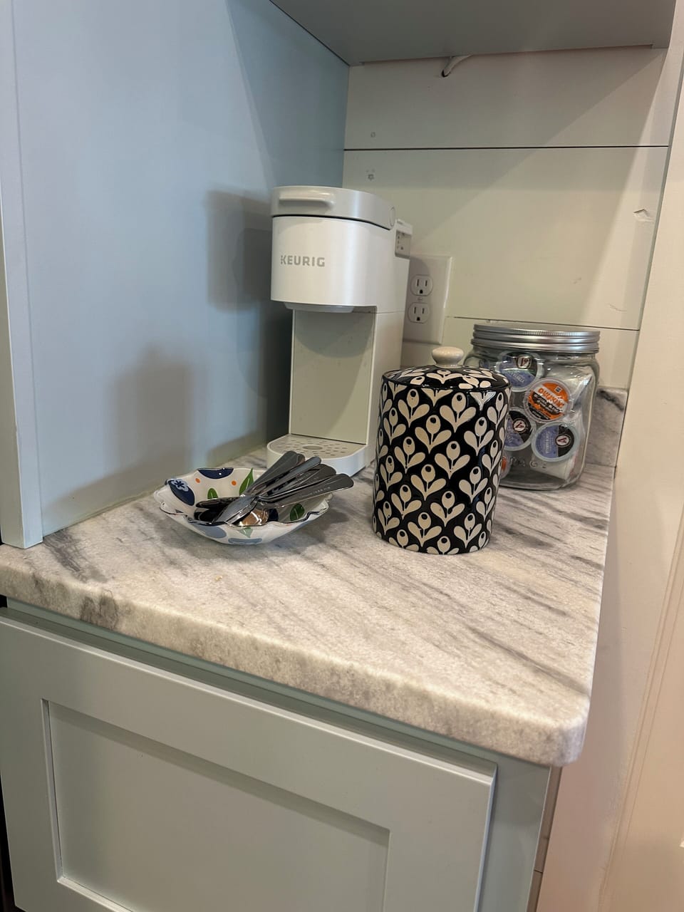 A coffee station is ready for you to prepare that first cup to drink on the dock