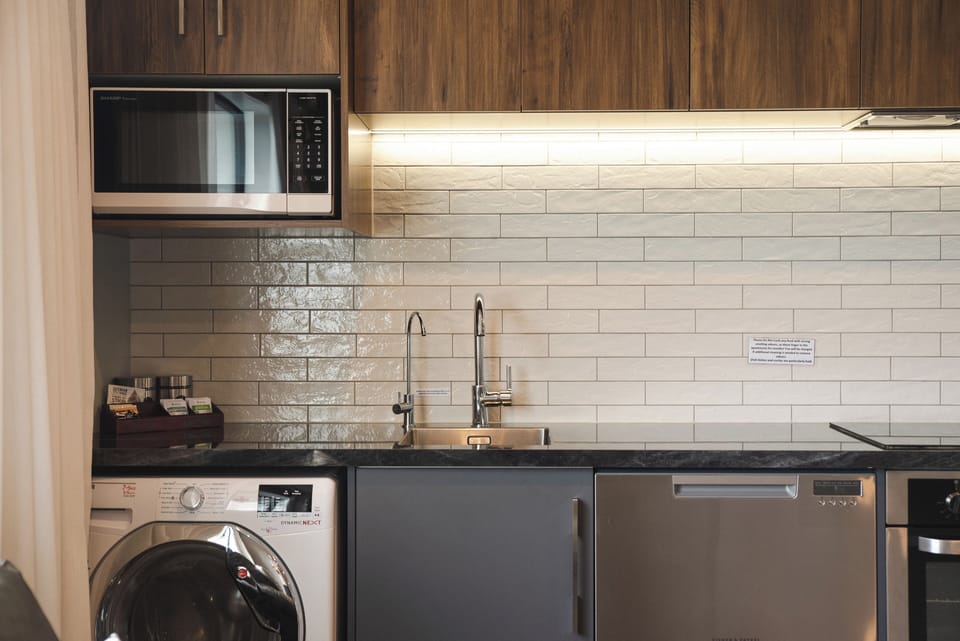 Kitchen (2)