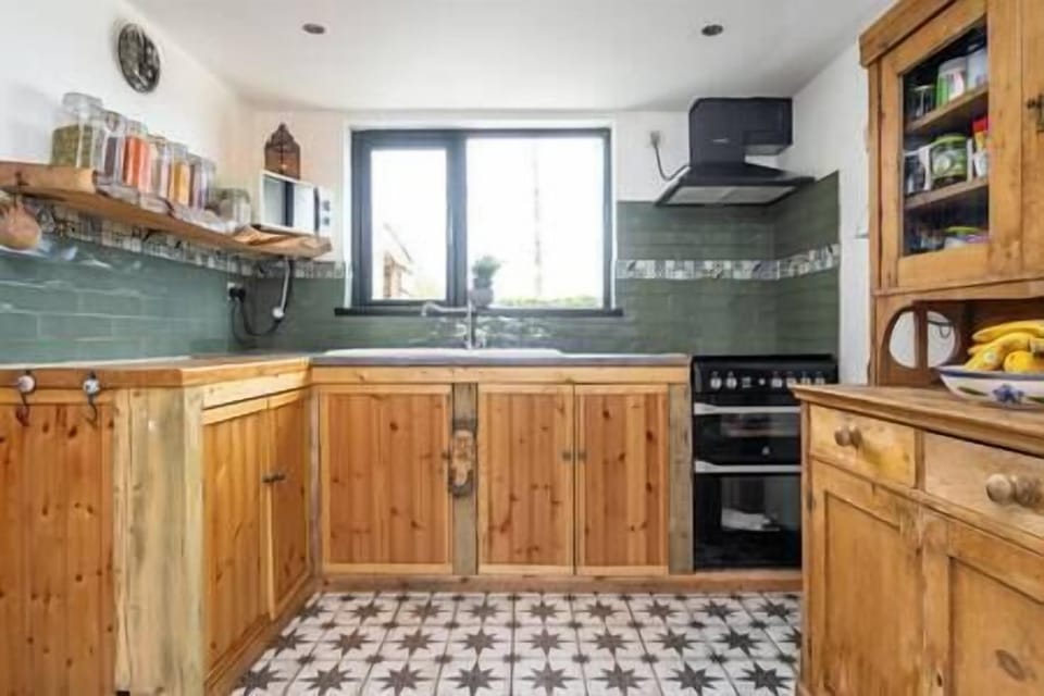 A8520df9 fd8f 4d35 ba5c 80a36337a0d2