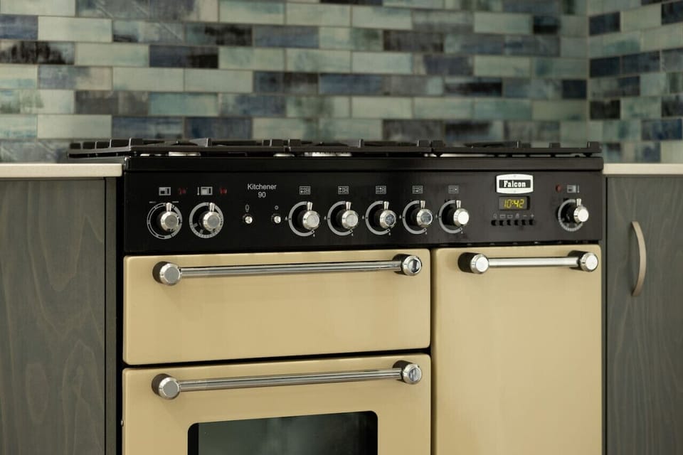 Oven