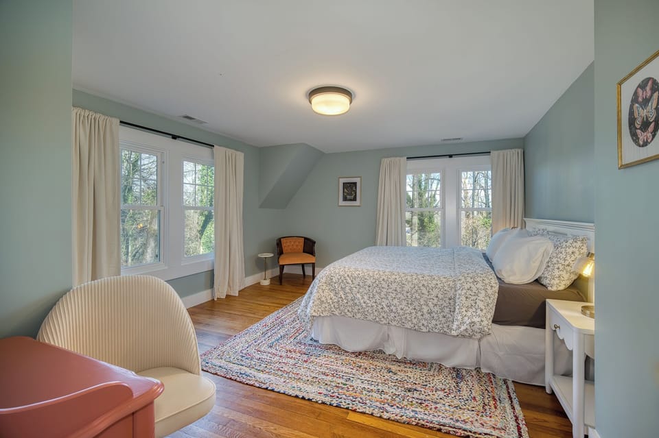 Bedroom 2 with King-Sized Bed