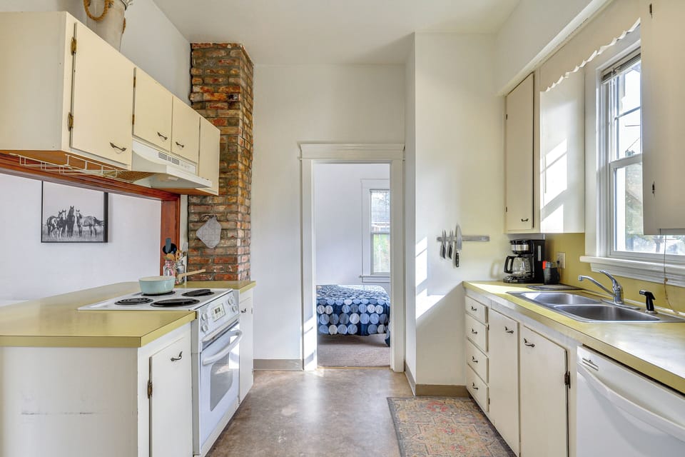 Kitchen | Blender | Toaster | Drip Coffee Maker