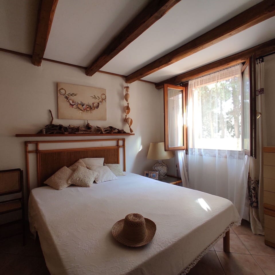 Autumn, Bedroom, Spring, Summer, Winter