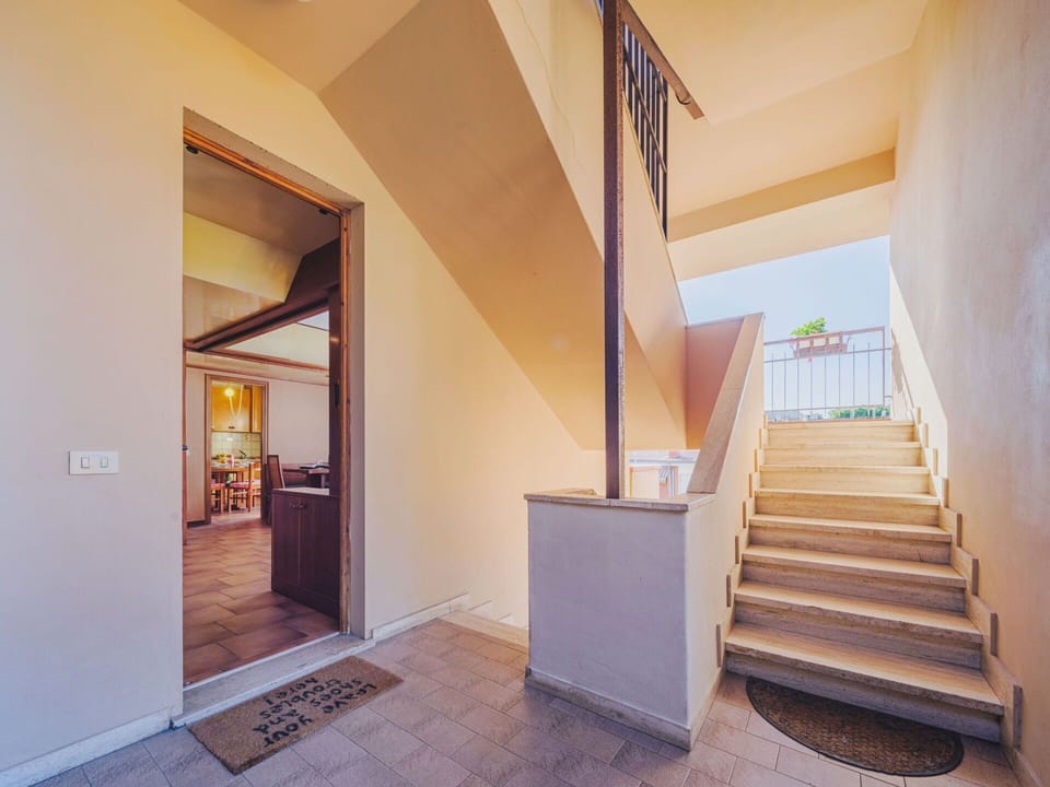 Property, Building, Wood, Orange, Hall, Flooring, Floor, Stairs, Real Estate