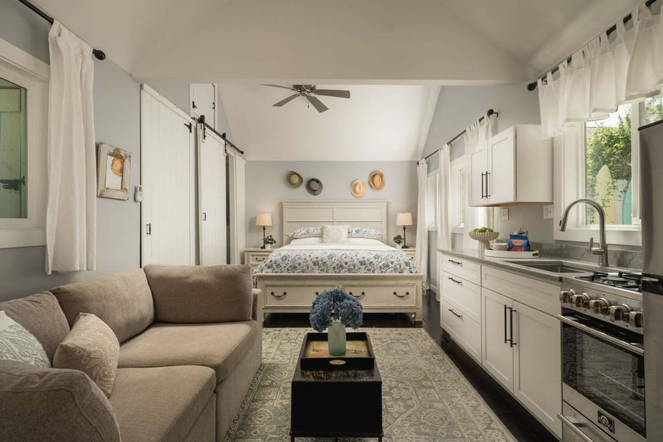 Guest house features spacious living area and bedroom