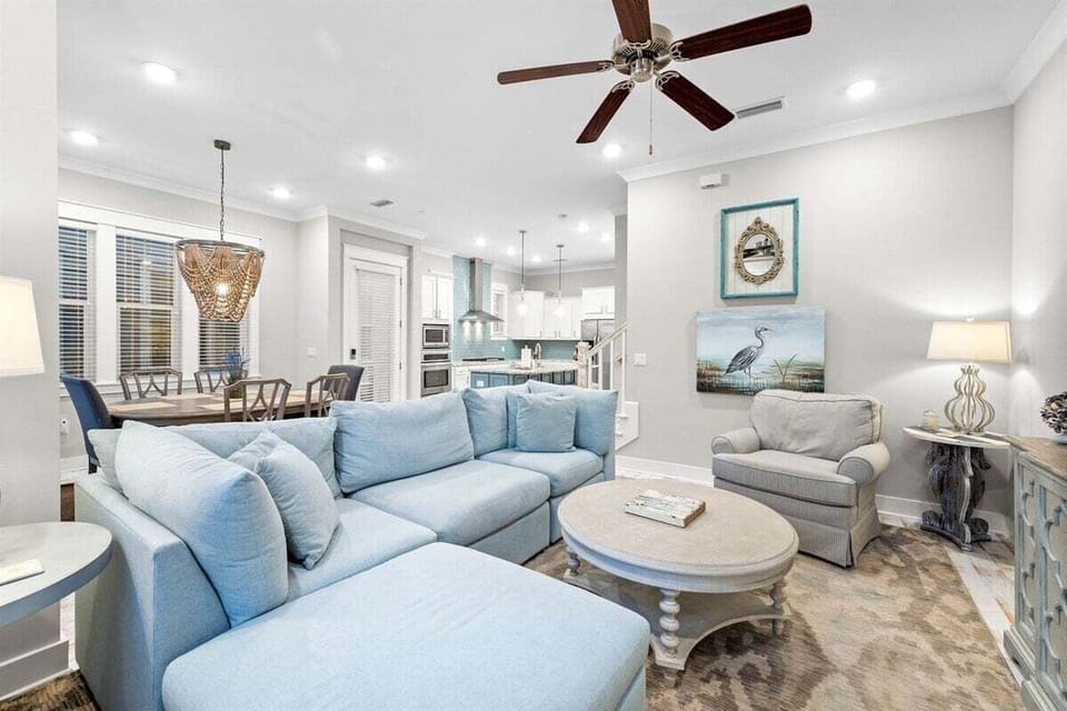 Enjoy the open concept living area. Perfect for entertaining.
