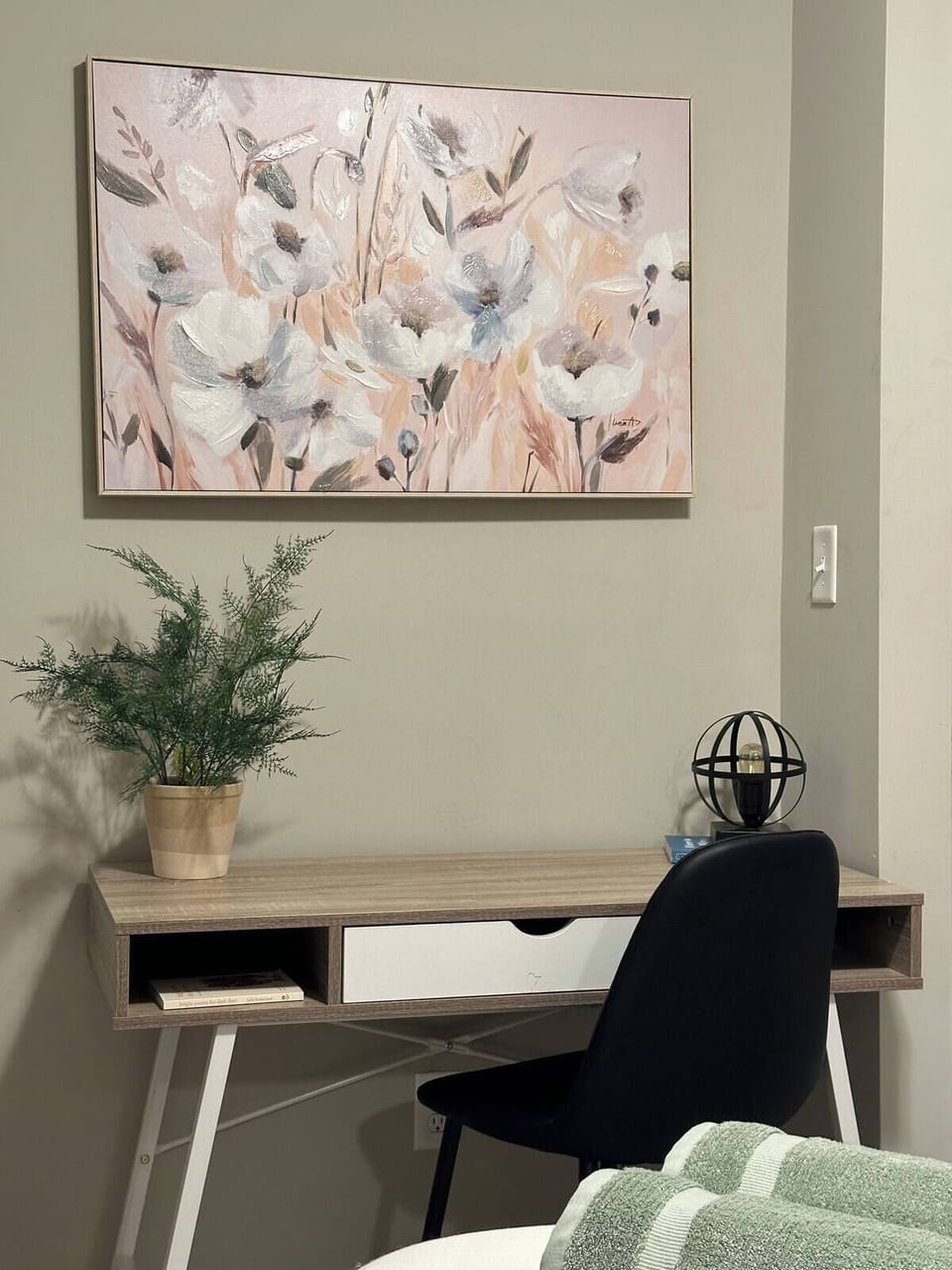 En-suite bedroom desk #2