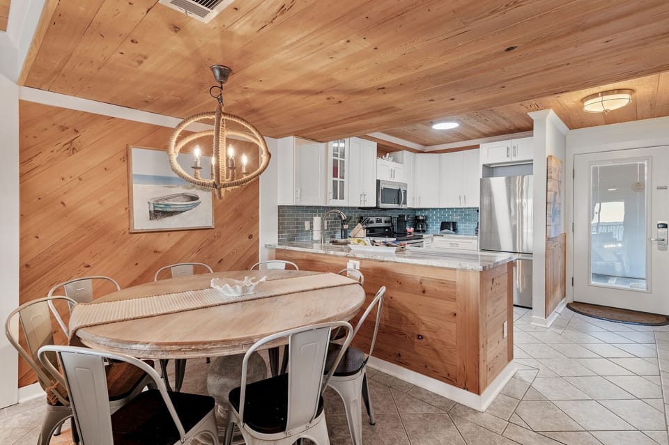 Dining Room + Kitchen