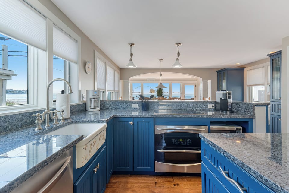 Great open concept first floor