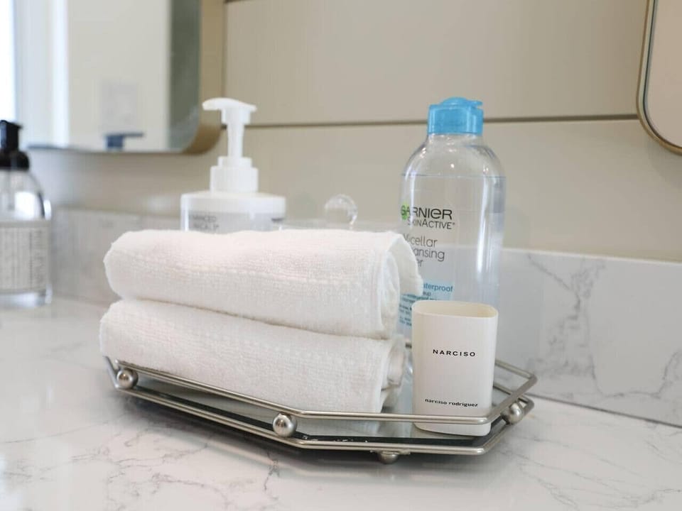 Bathroom amenities