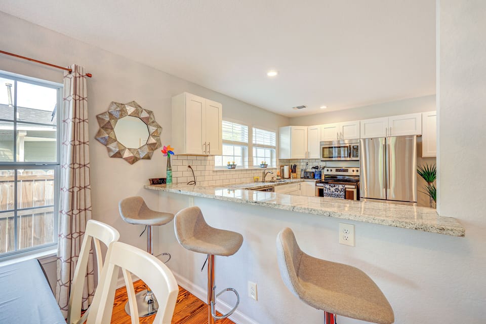 Kitchen | Breakfast Bar | Cooking Basics | Drip & Keurig Coffee Makers