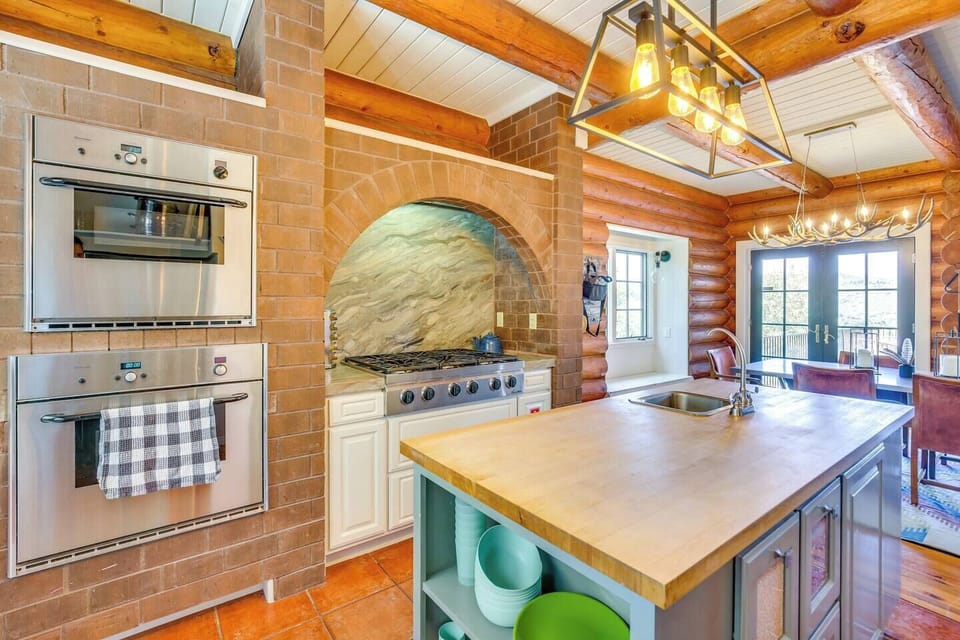 Full Kitchen (1)