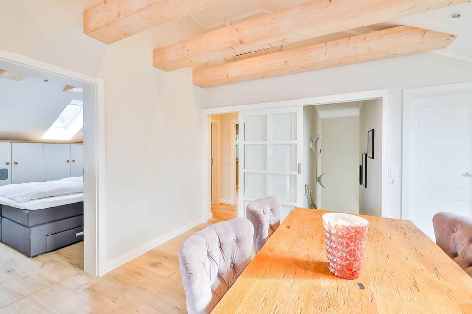 Vacation apartment Weitblick with large balcony, sauna, wood-burning stove - Holiday apartment Apartment in Sellin