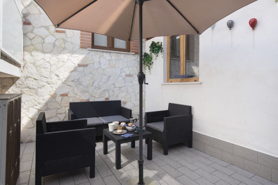 Two Bedrooms Apt in Sorrento Center with Terrace Apartment in Sorrento