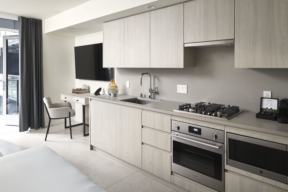 Studio Kitchen