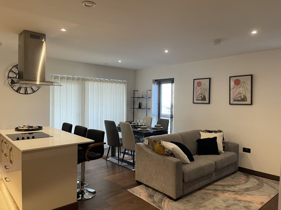 Living Room / Lounge