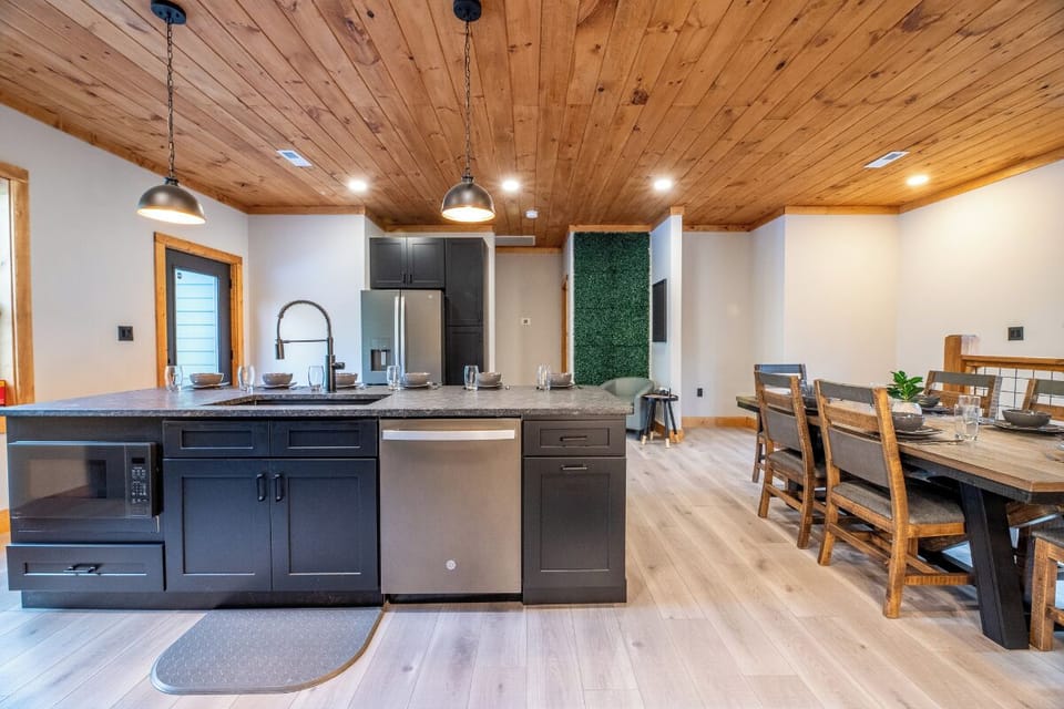 Forever Green's fully-equipped kitchen
