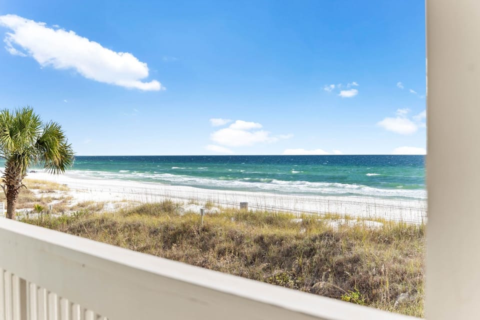 Stunning Gulf Views!