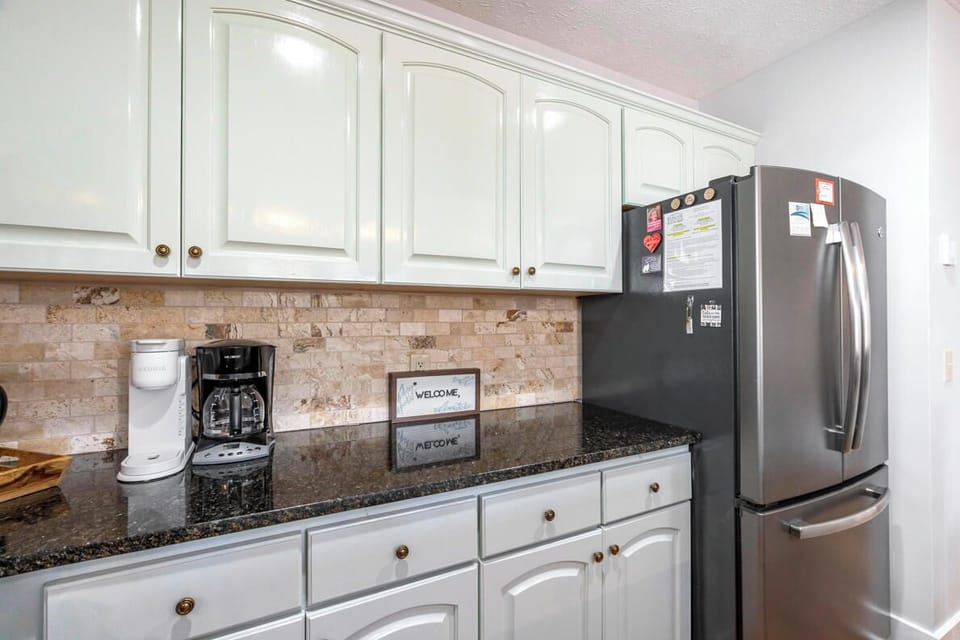 Kitchen--- Updated and Modern